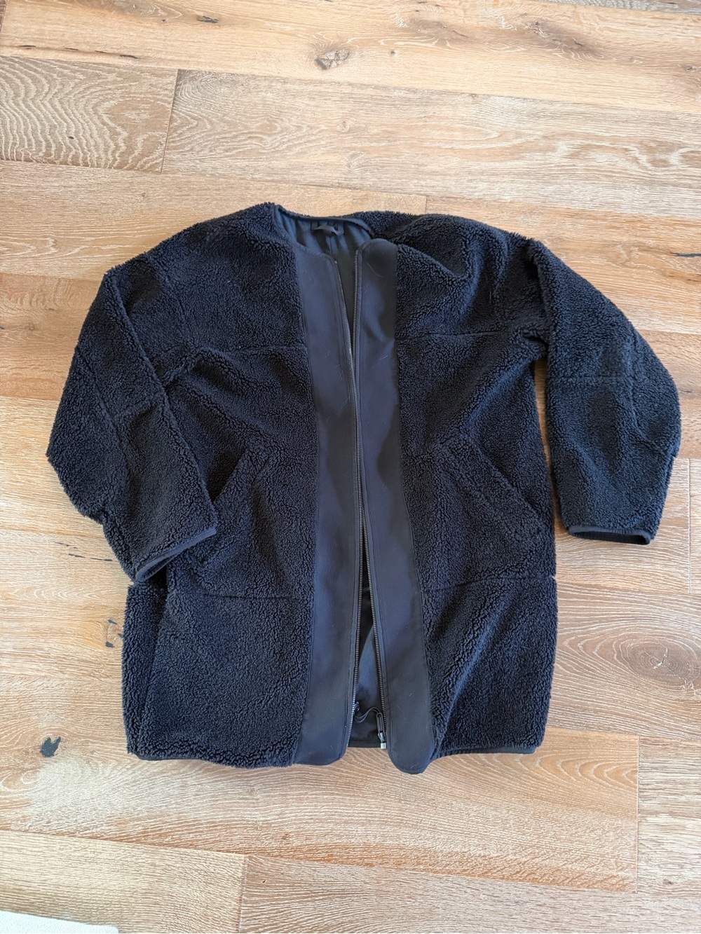 Lululemon Black Sherpa Zip Up Jacket Women’s Size 6